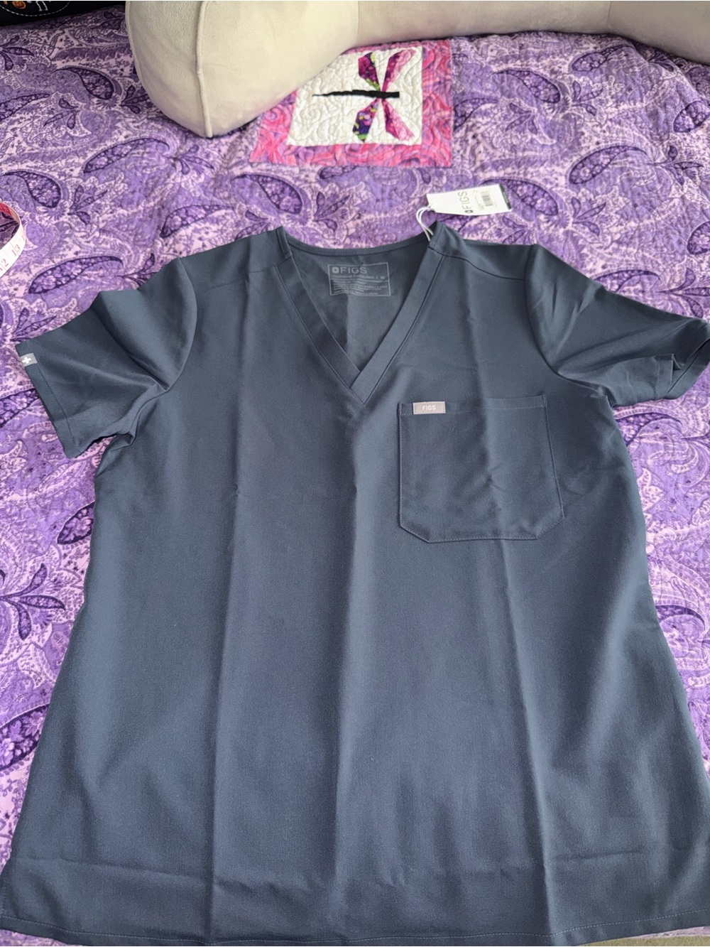 Figs Women Catarina One Pocket Night Sky Scrub Top NWT